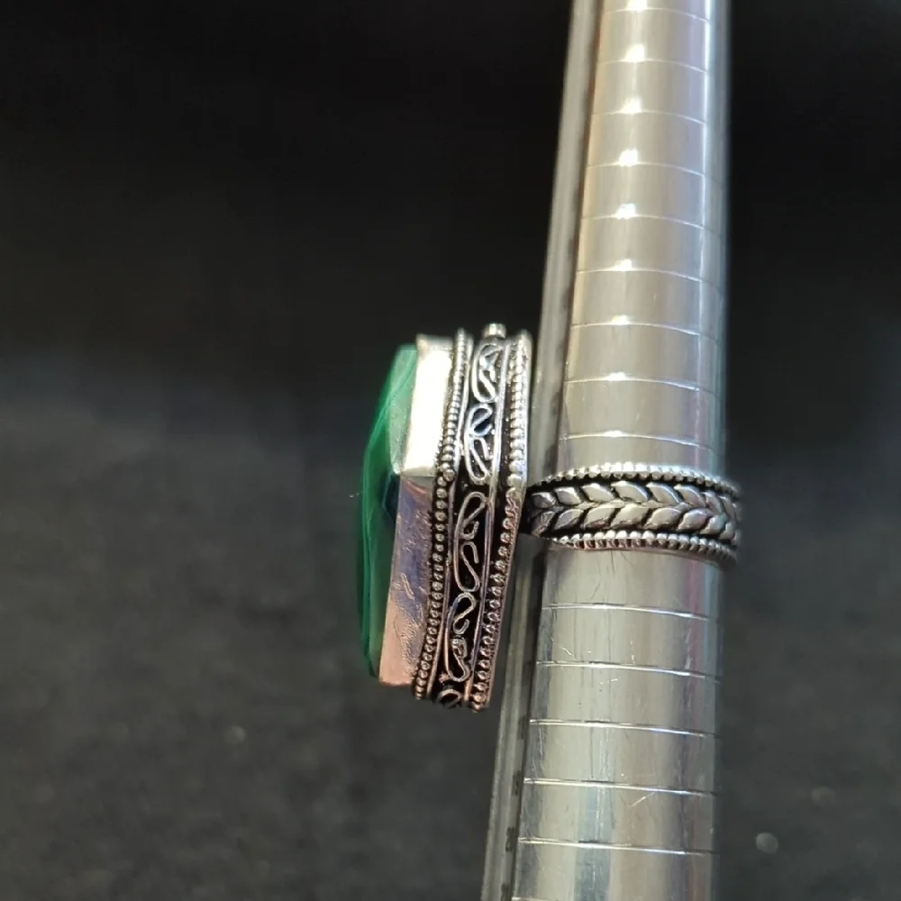 Silver Plated Green Malachite Gemstone Chunky Statement Ring - Size 7-8